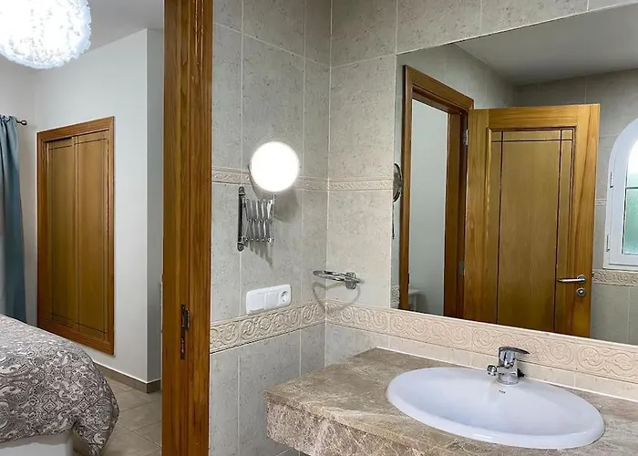 Comfortable Family House With Pool And Jacuzzi Costa De Antigua