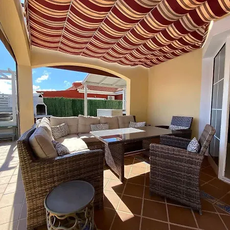 Villa Familiar Con Piscina, Barbacoa Y Wifi