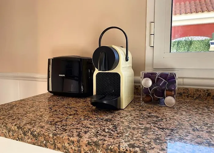 Vila Comfortable Family House With Pool And Jacuzzi