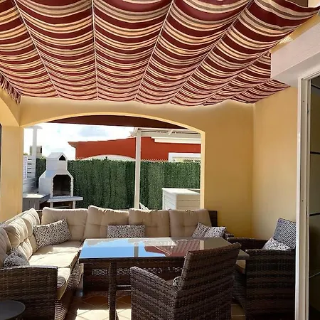 ヴィラ Comfortable Family House With Pool And Jacuzzi コスタ・デ・アンティグア