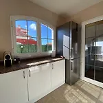 Familiar Con Piscina, Barbacoa Y Wifi